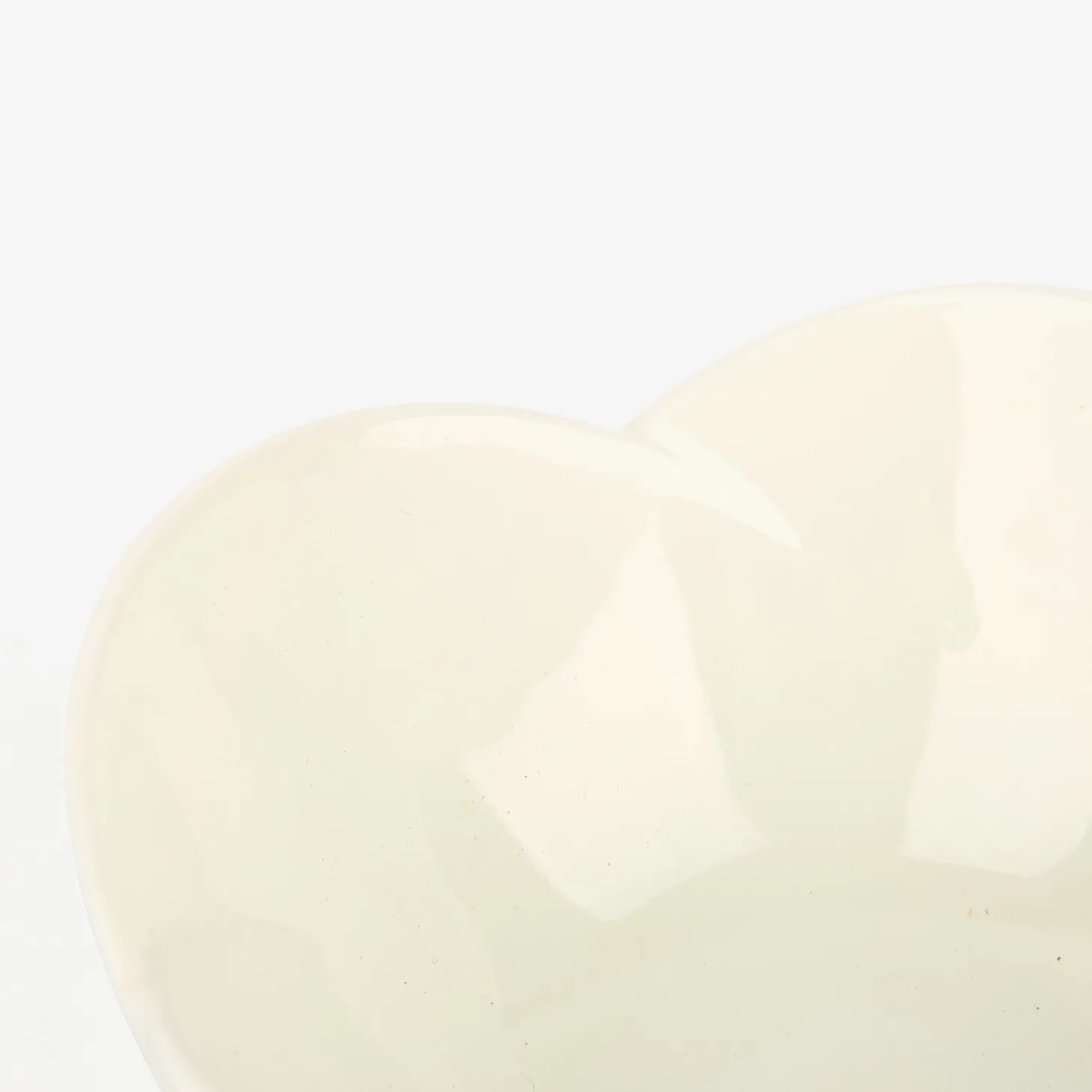 Bol de porcelana para aperitivos con forma de pétalo Ø11cm