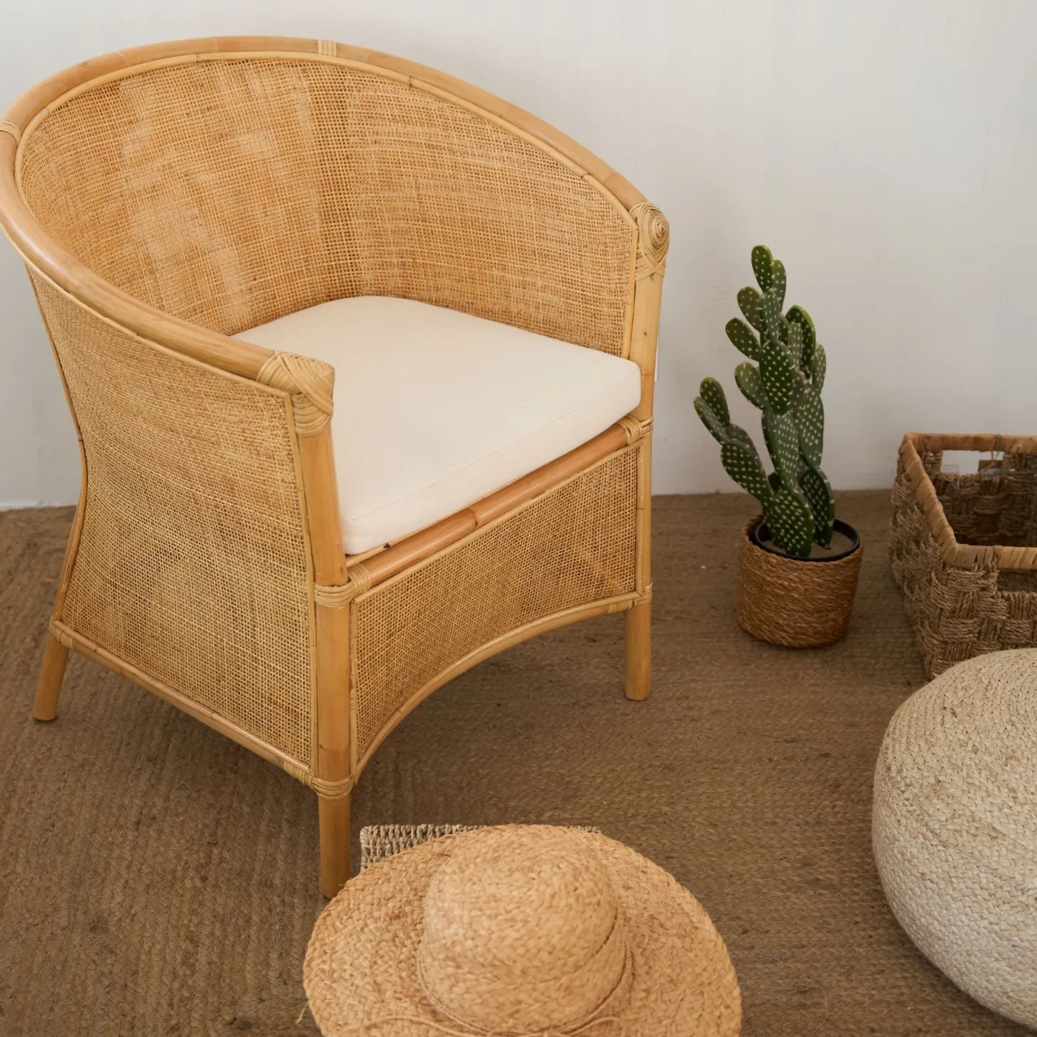 Butaca de ratán beige Milos 76x65x80cm
