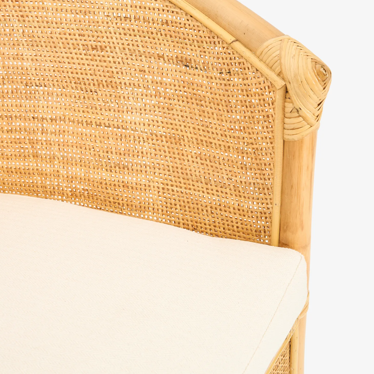 Butaca de ratán beige Milos 76x65x80cm