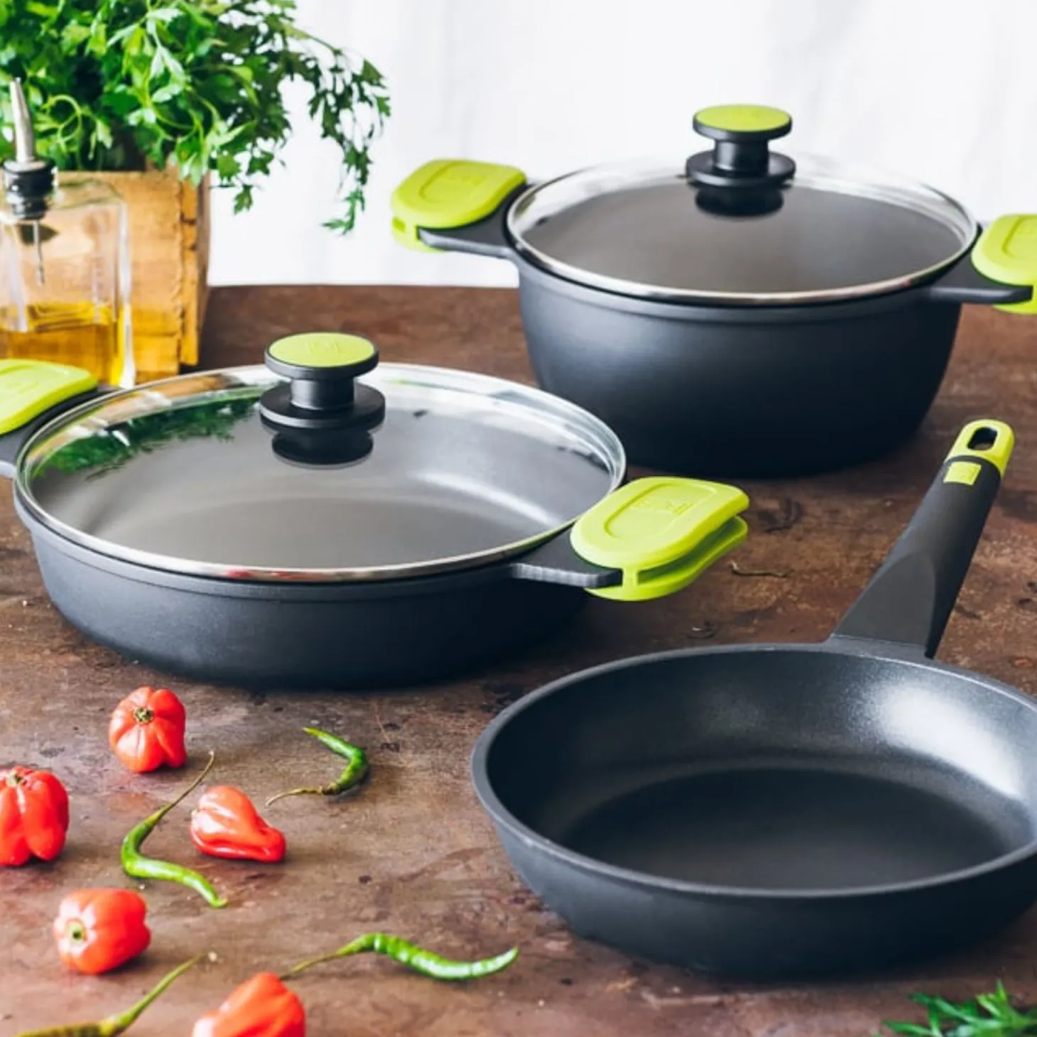 Cacerola baja de aluminio fundido antiadherente apta para inducción Foodie Ø36cm - BRA