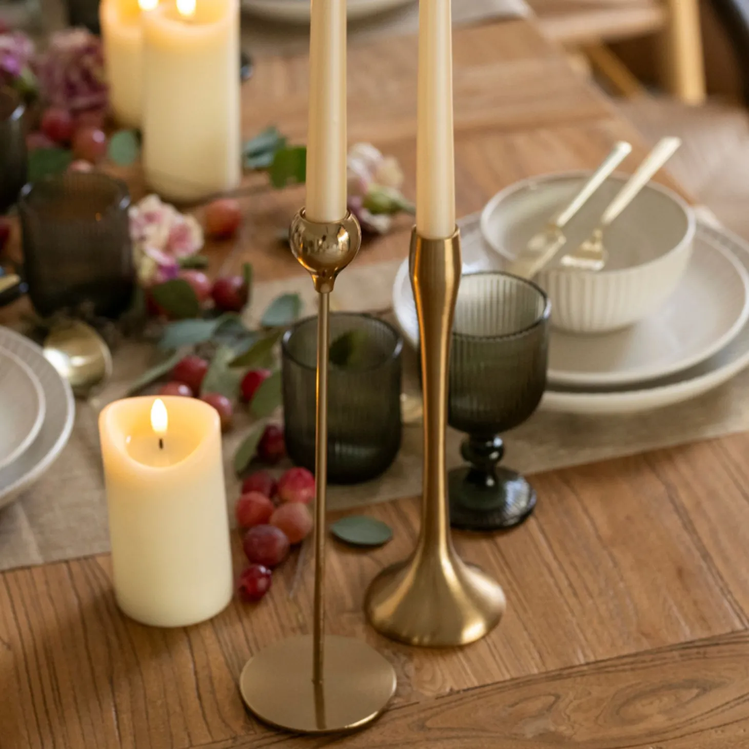 Candelabro de aluminio dorado 9x26cm