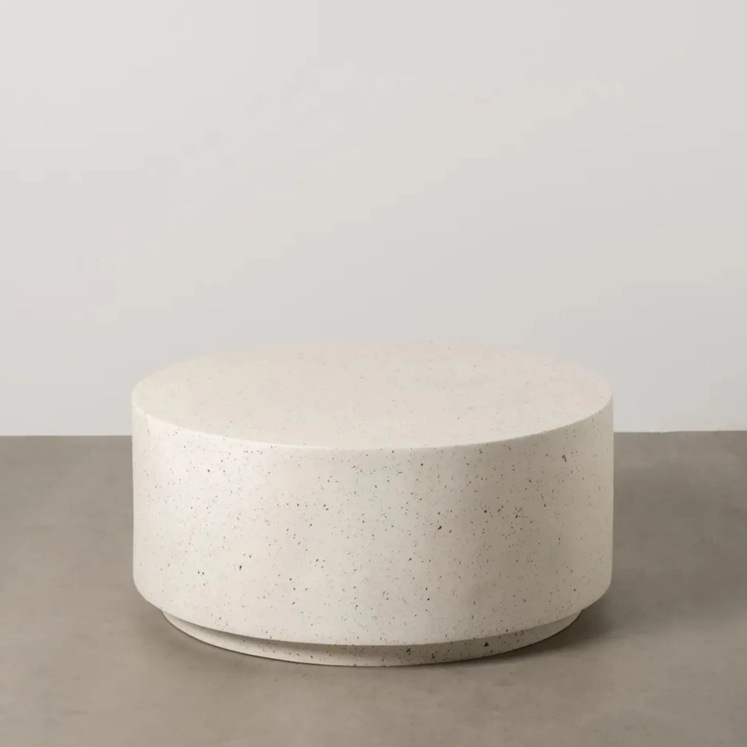 Mesa de centro de fibra de magnesio blanca Milo Ø90x40cm
