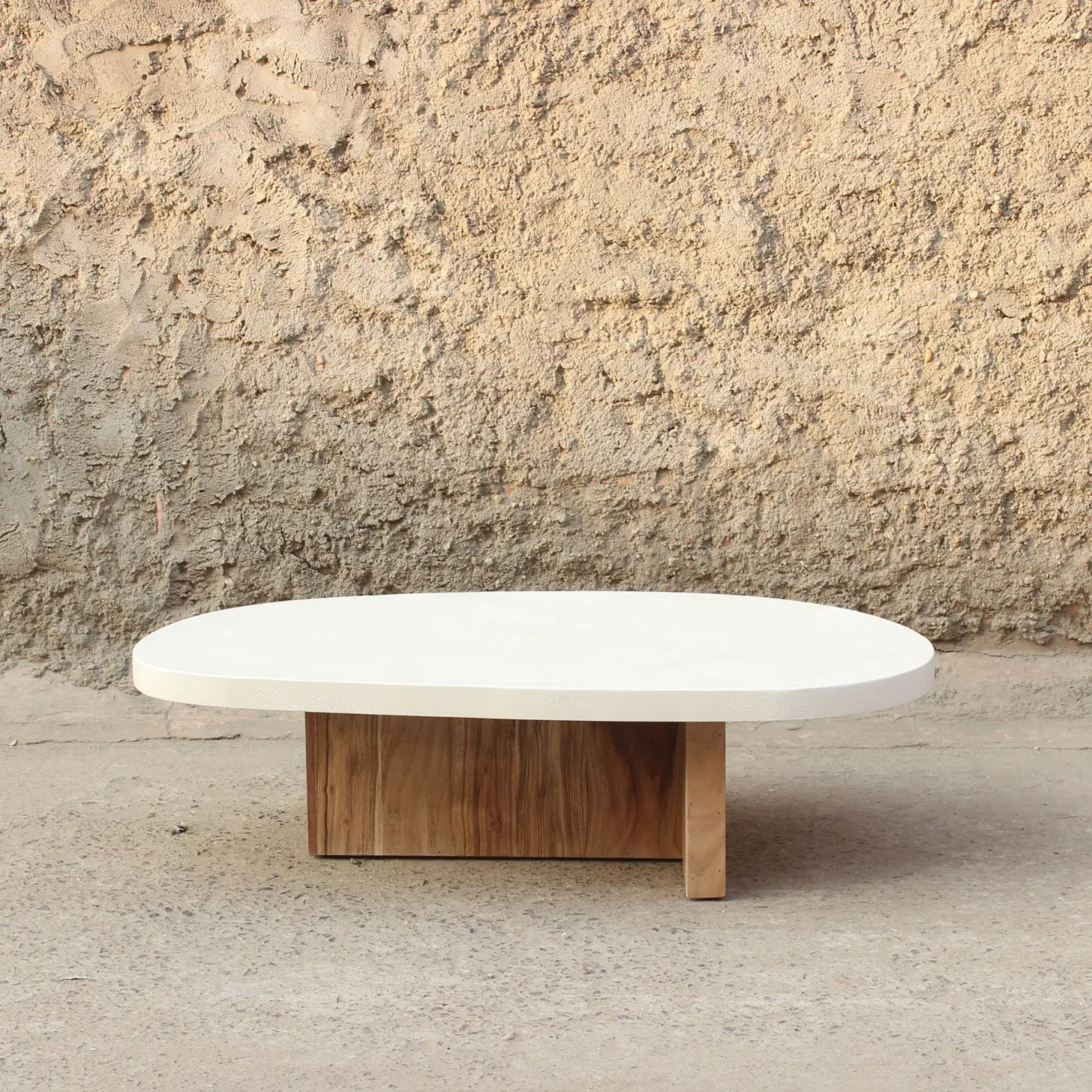 Mesa de centro de microcemento y madera de acacia Balin 105x60x30cm Clau&Chloe