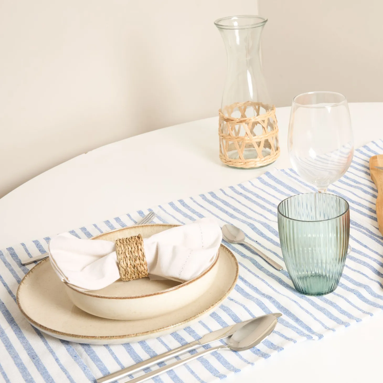 Mesa de comedor de madera blanca Leisure Ø120x75cm