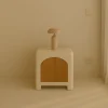 Mesita de noche de madera de acacia y microcemento Kurli 50x40x45cm Clau&Chloe