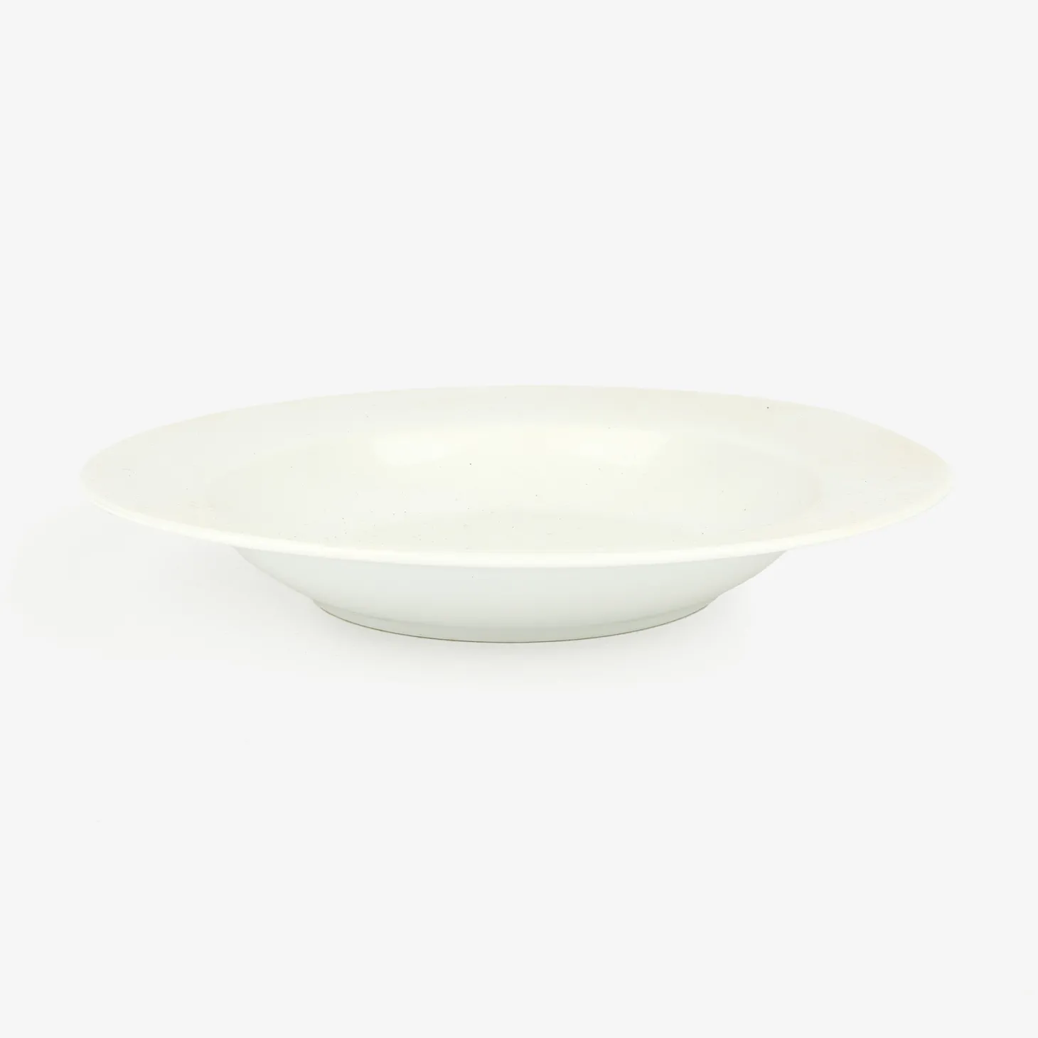 Plato hondo de porcelana Bilka 21,8,5cm