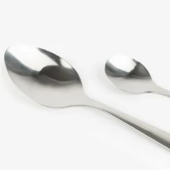 Set de 4 cubiertos de acero con estuche de neopreno