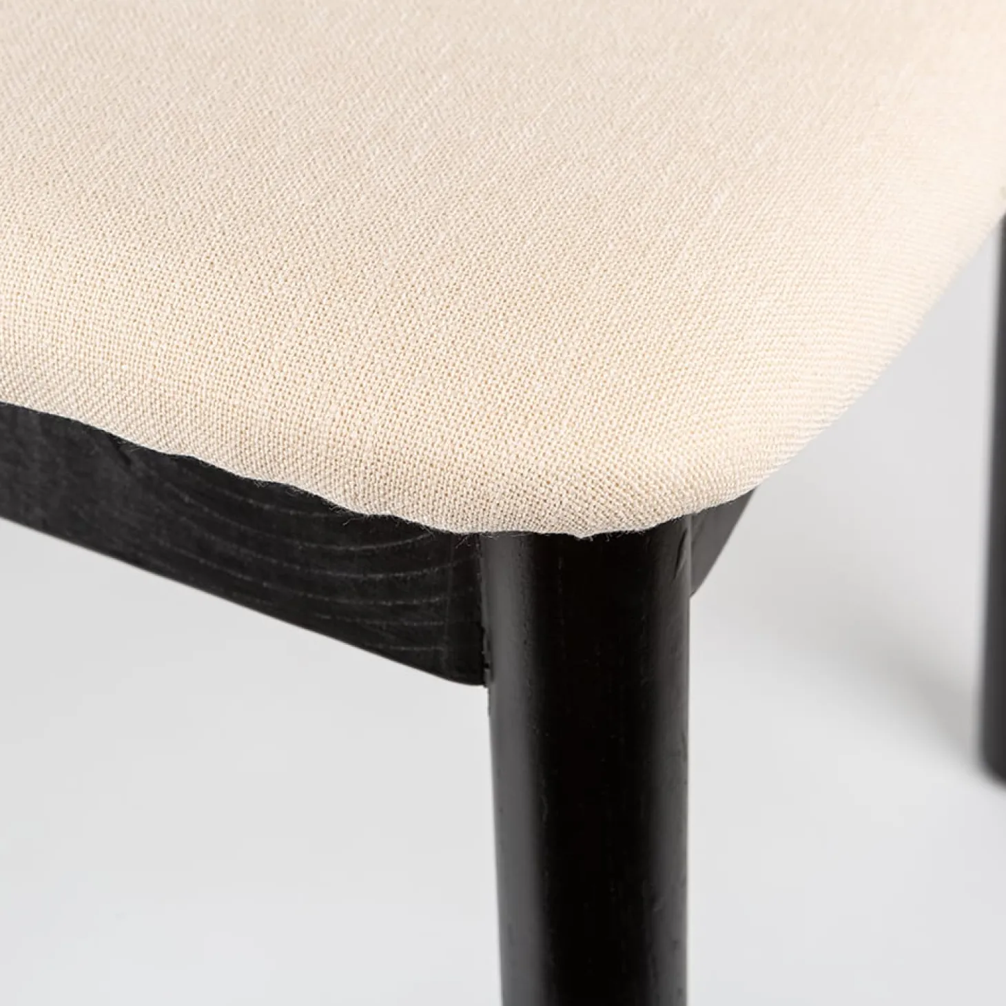 Silla de comedor de ratán y lino Cibran 46x42x85cm Clau&Chloe