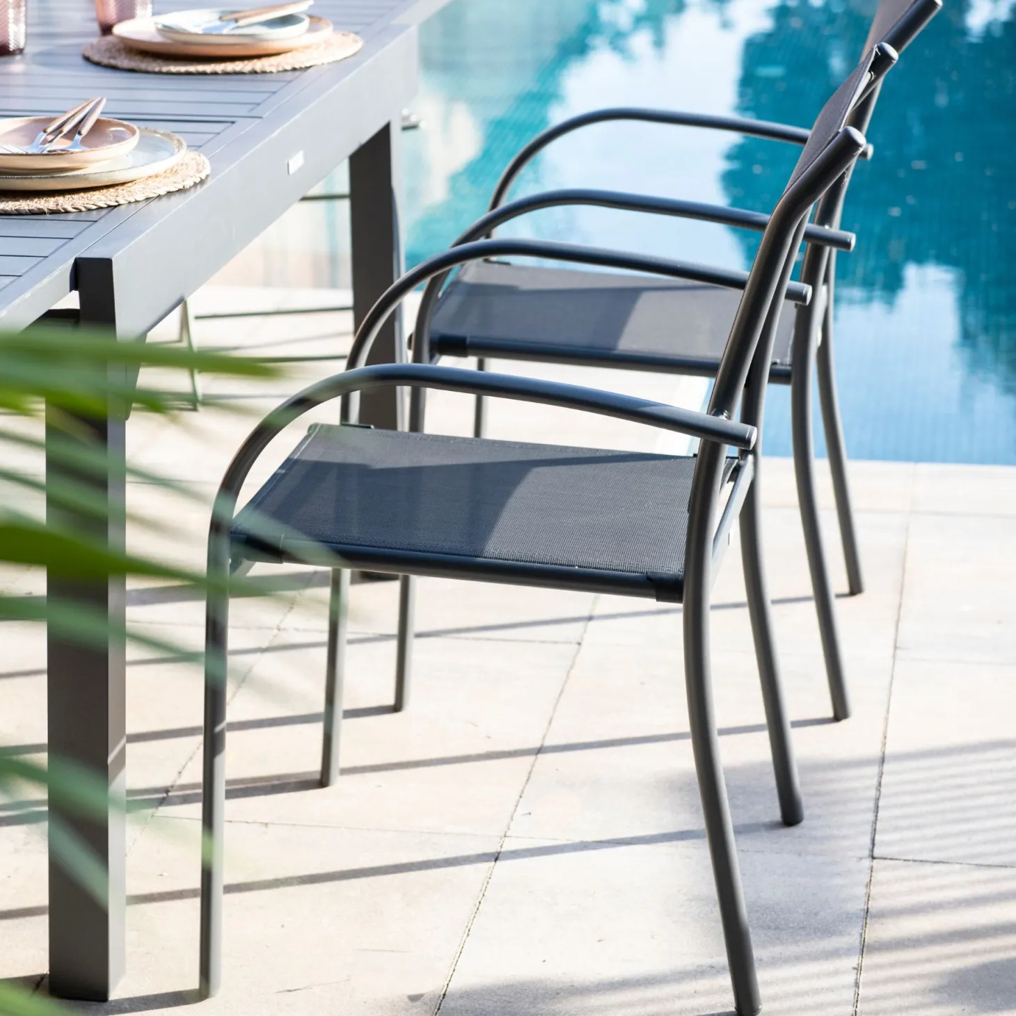 Silla de jardín de aluminio y textilene gris Tabarca 56x62x88cm