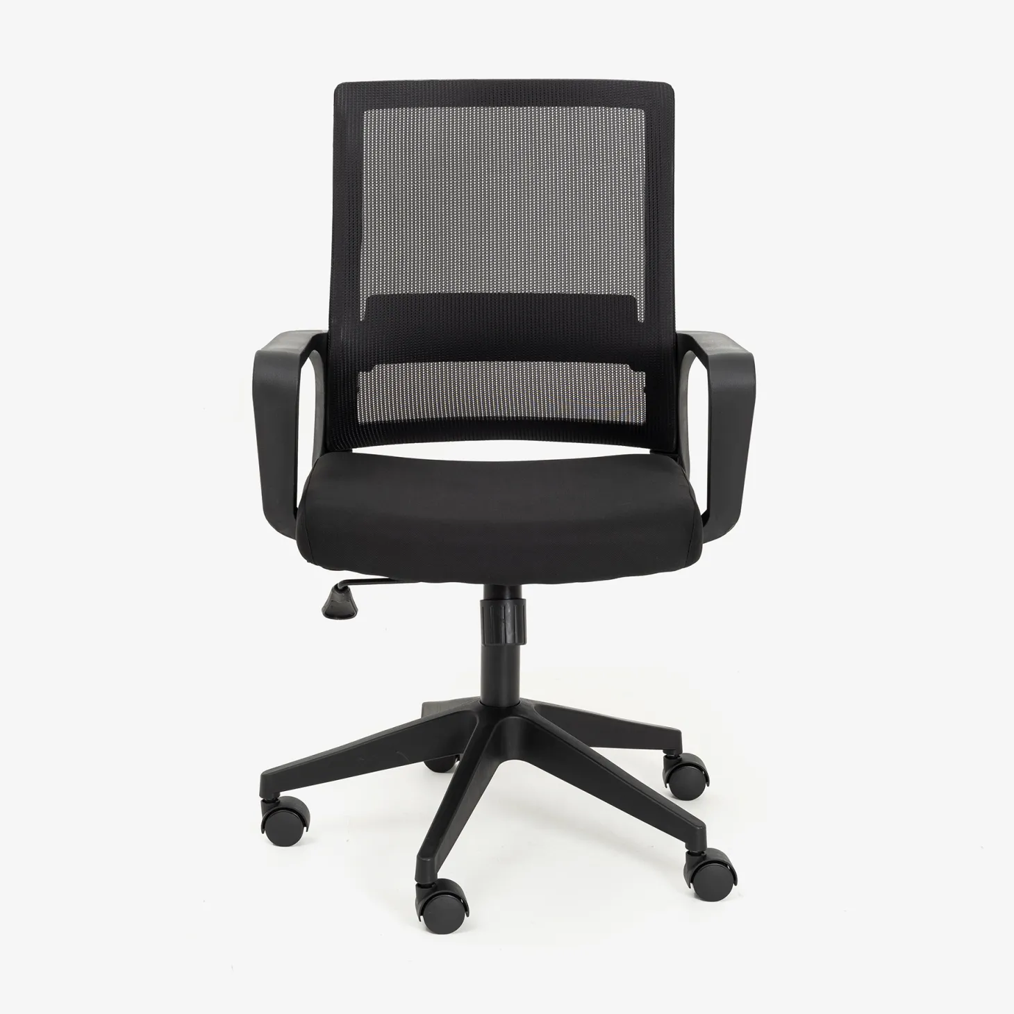 Silla de oficina negra ajustable 92/100cm