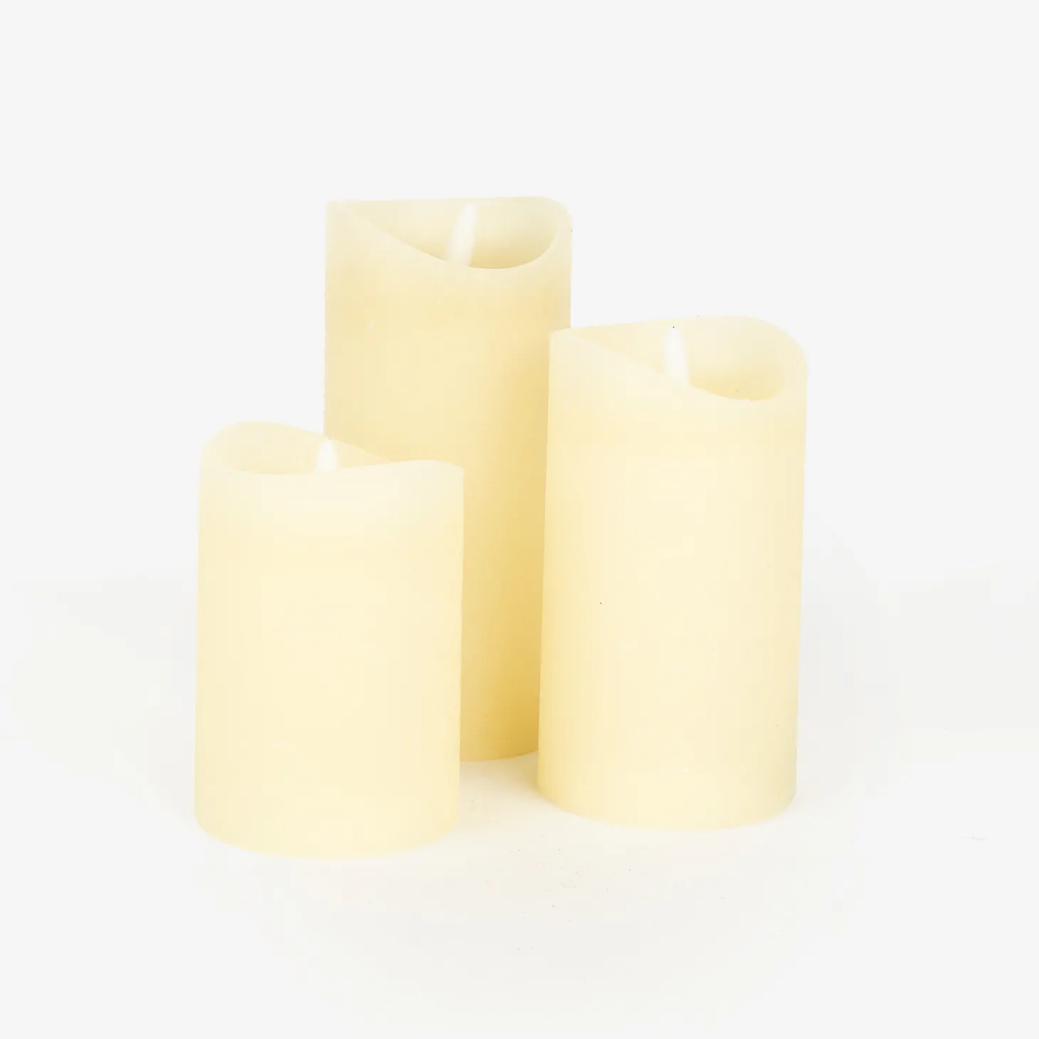 Vela LED crema 7x12,5cm